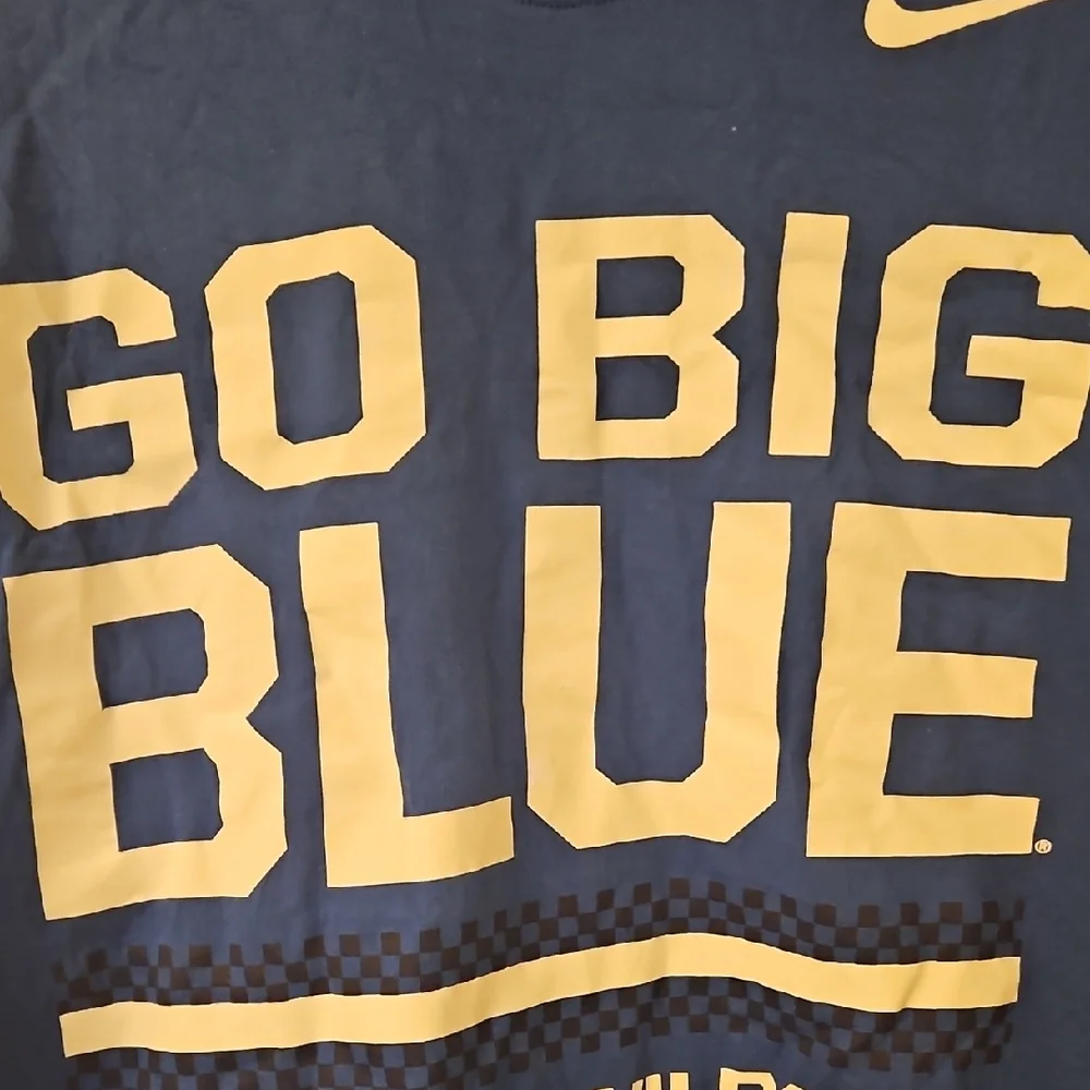 Nike Men's Go Big Blue Wildcats T-Shirt - Blue - Picture 3 of 3